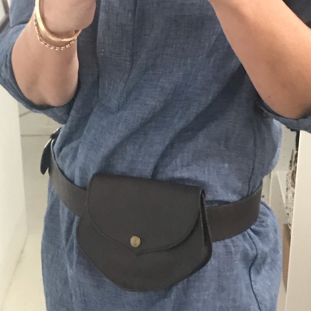 Simple belt bag